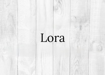 Numerot & kirjaimet fontti Lora